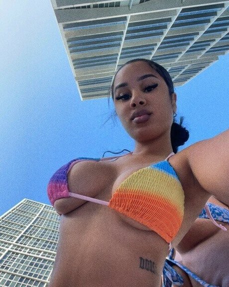 ciinderchella nudes star pics