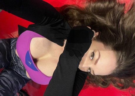 Funtikingym pornstar pretty img