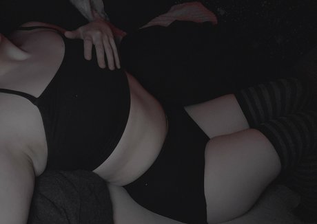 pxppycorpse beautiful model pic