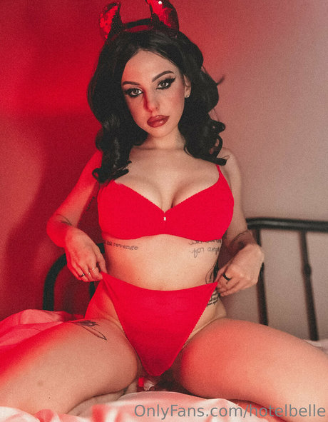 Hotelbelle sex actress image