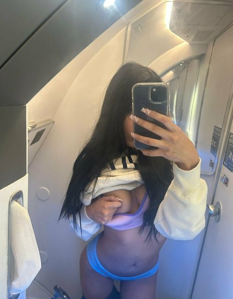 Valerie Azeneth star erotic photos