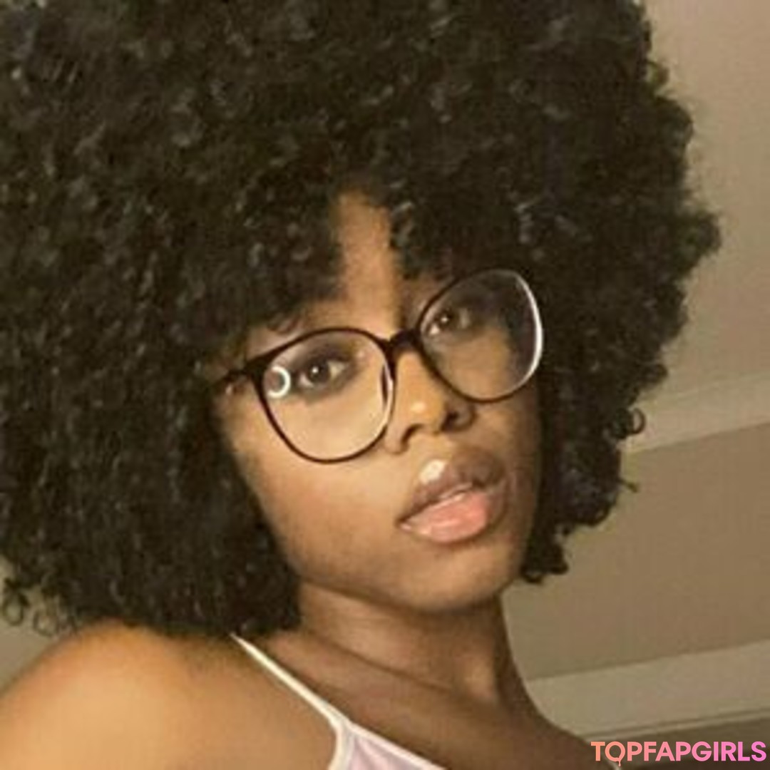 santathesweetest model adult picture