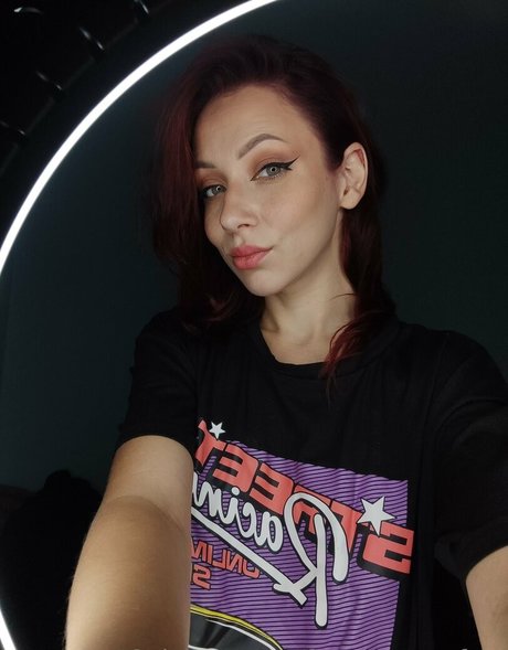 foxy emmma hd star img