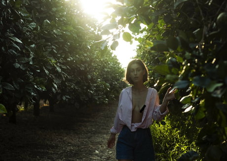 Roni Shif erotic actress gallery