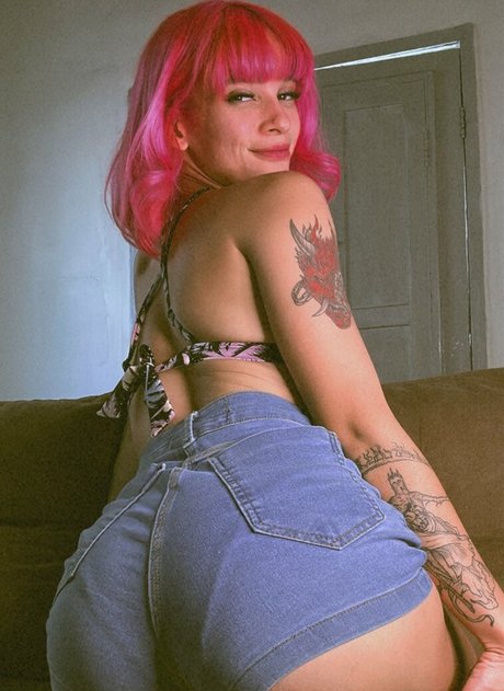 Lulu Witox hd pornstar pictures