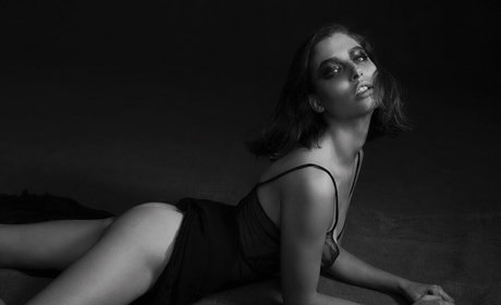 Moran Nimni naked model photo