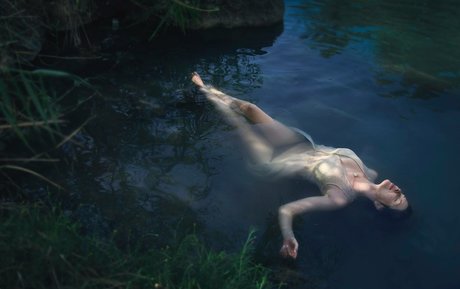 Neta Shaked nude star img