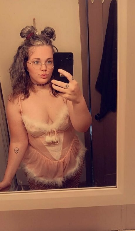 babyyduckie97 beautiful actress images