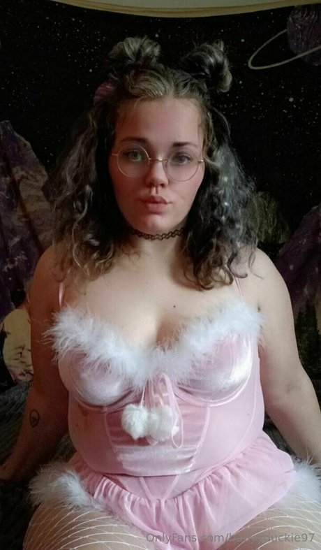 babyyduckie97 exclusive model pics