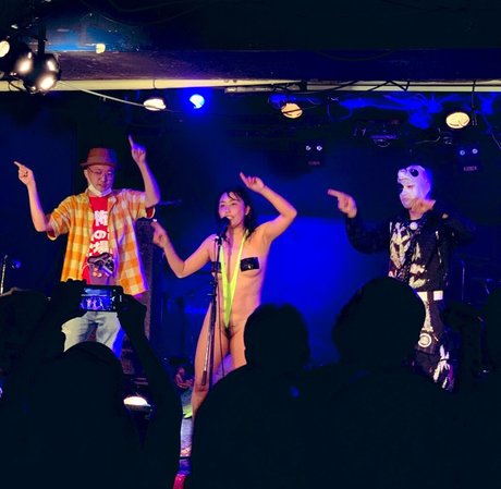 Otsuyu erotic star pic