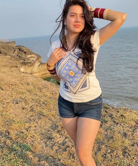 Iwishwithprachi hot actress archive