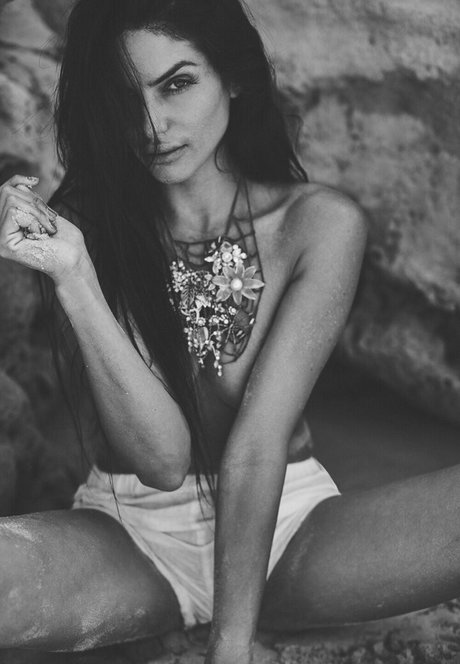 Hagar Ben Dahan beautiful actress photos