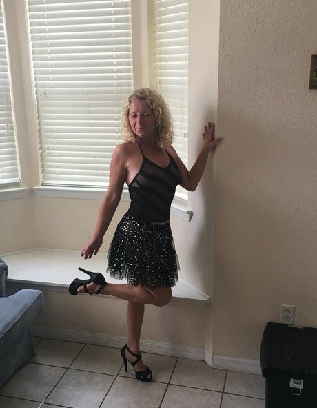 Naughty Jeanette pornstar sex pictures