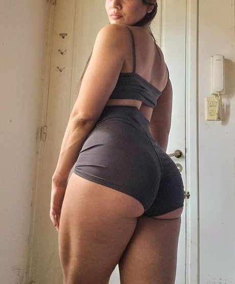 Zoey Riley pornographic model pics