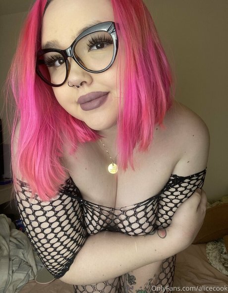 alicecook pornstar adult pic