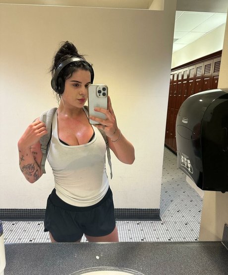 Hope Schwing model best gallery