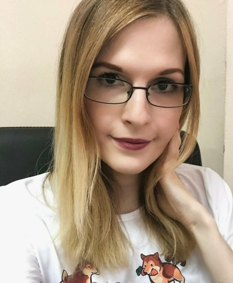 ms peachymoon pornstar hot pictures