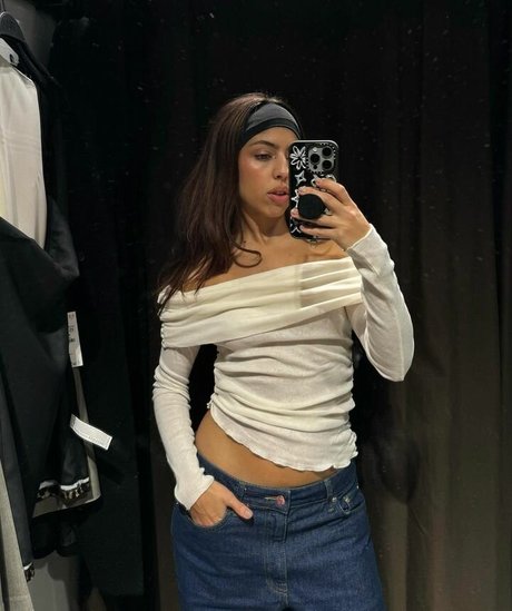 Africa Dalia OT pretty actress archive