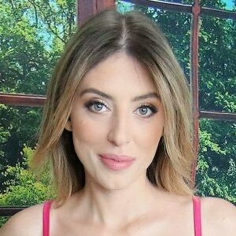 Fanta Sie pornstar hot gallery