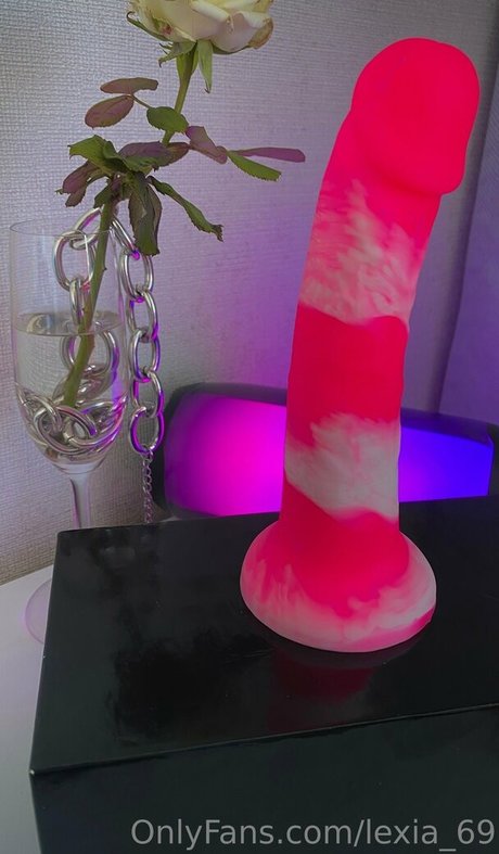 lexia 69 exclusive star picture