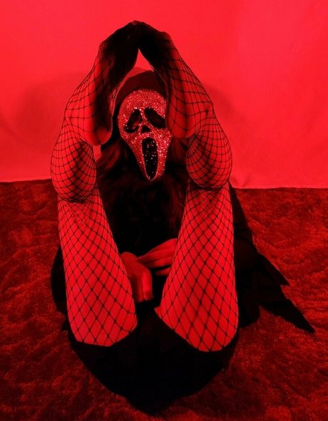 phalanis pornstar nude photo