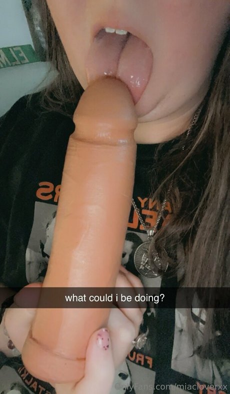 miacloverxx sex pornstar photos