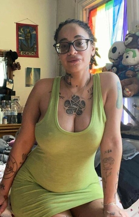 xxreesespieces model sexy gallery