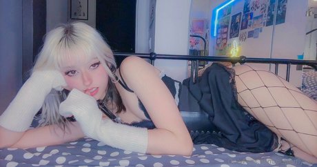 fvckzoe star art galleries