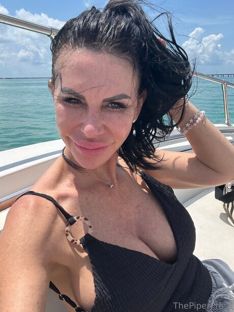 thepiperpress top star image