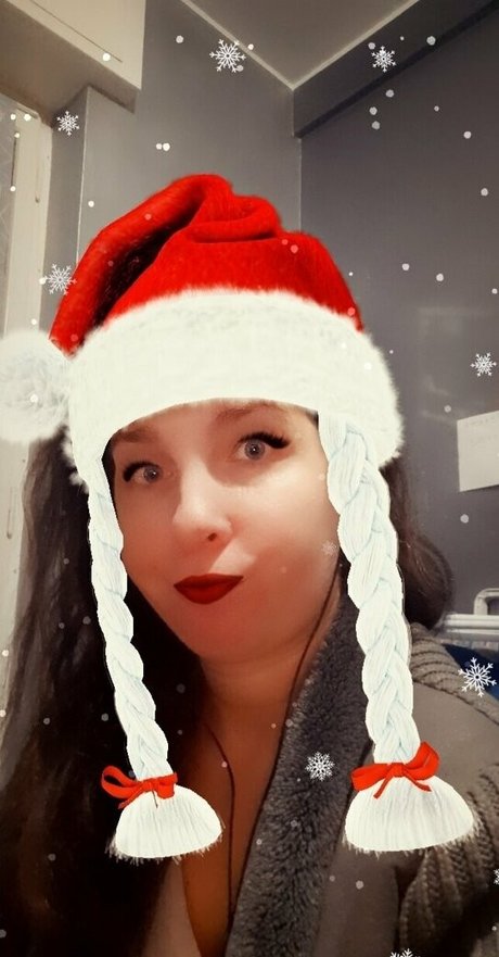 only queen84 model sex image