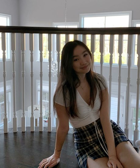 Lisabby model nice picture