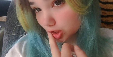 Alice Ainashel hot pornstar img