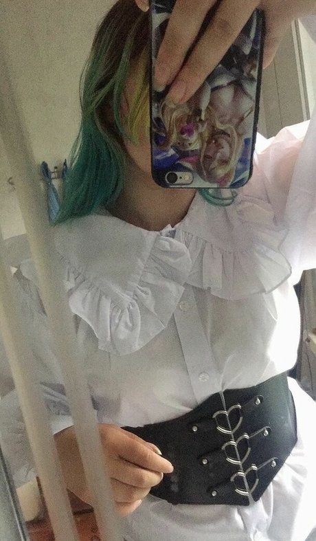 Alice Ainashel star exclusive photos