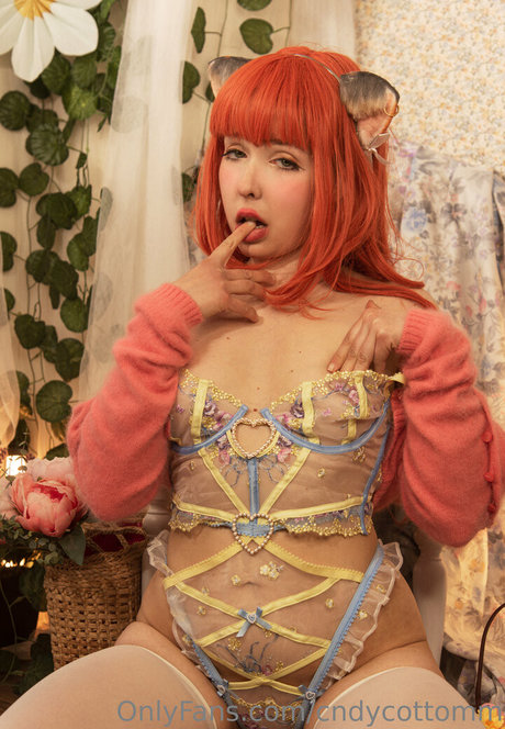 cndycottomm star naked pic