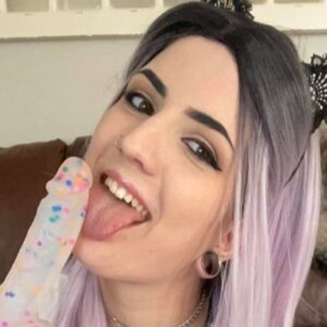 KeanaKills sex star picture