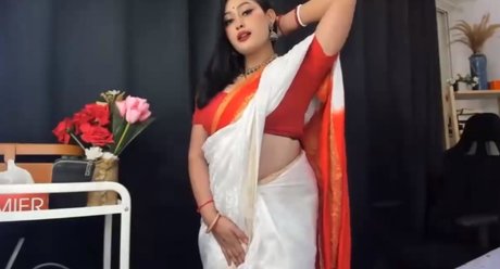 Goddessanna xxx pornstar photo