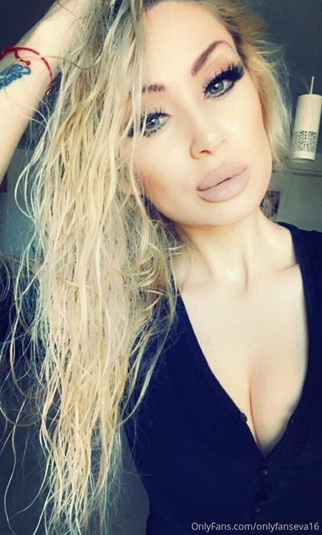 evavixenfree pornstar images