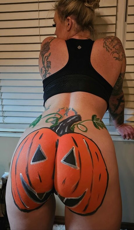 CinnaDoll art actress pic