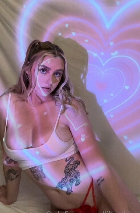 liltaybae perfect star pictures