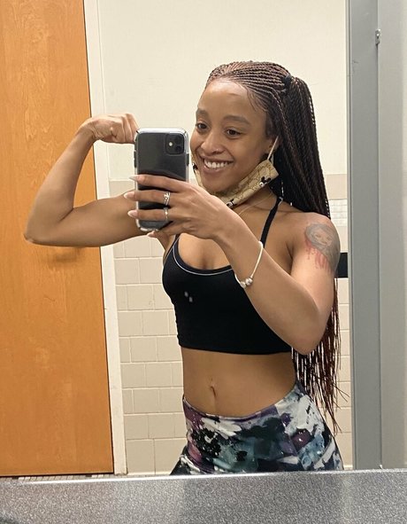 imenacarlisle naked pornstar galleries