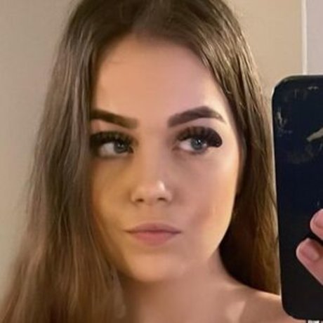 Bethiris pornstar nude photos