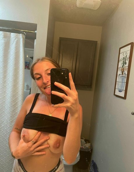 PlaymateSashaVIP model perfect galleries