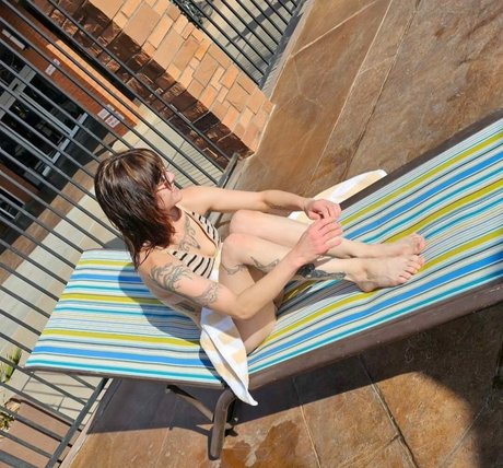 Kellie Hanssen art actress photo