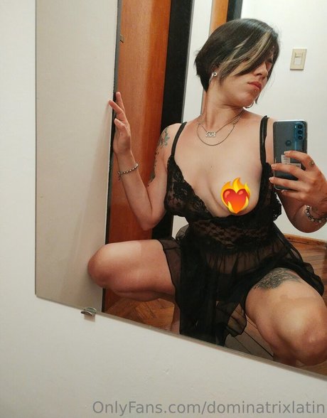 dominatrixlatin nudes star photo