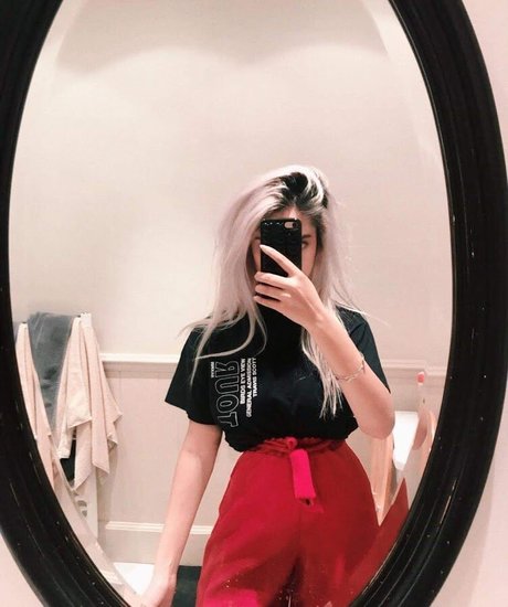 jasikyu star nudes galleries