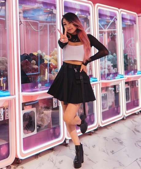 Lenalemon nude model galleries