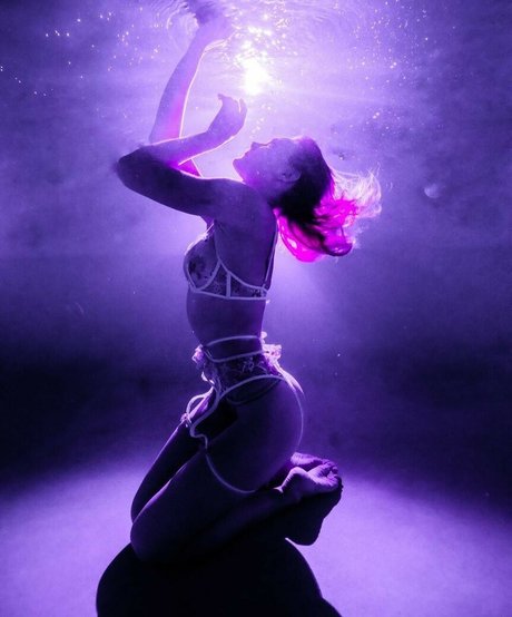 Katie Pentz model pretty pictures