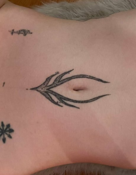 joannewinters2 model naked pic