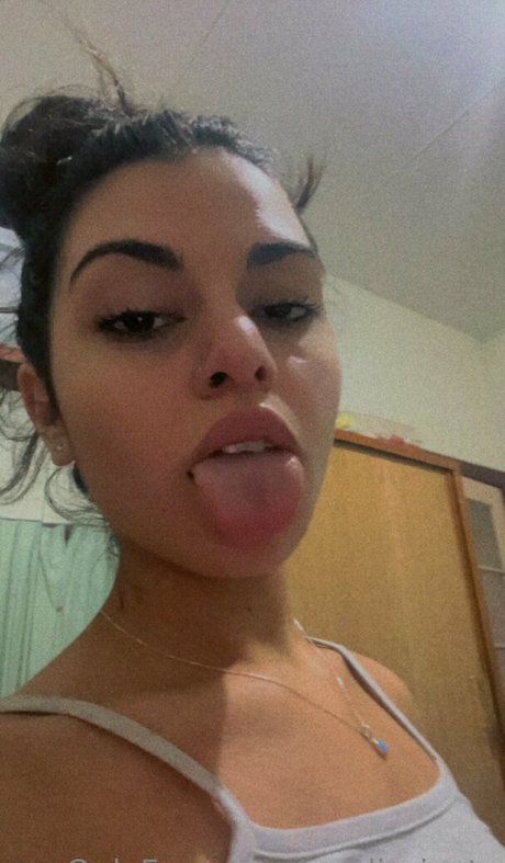 madiprivate beautiful actress image