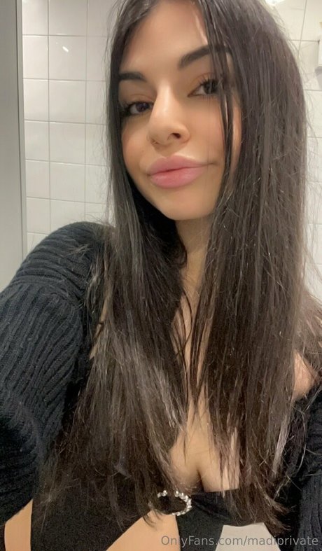 madiprivate erotic star picture